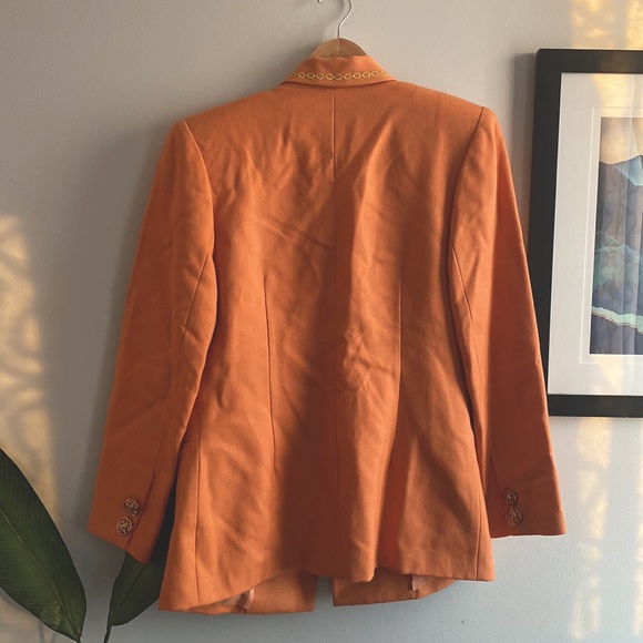 Vintage Blazer with Gold Chain Embroidery - Picture 5 of 5